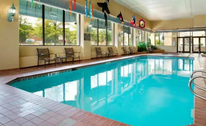 Embassy Suites By Hilton Greensboro Airport Екстериор снимка