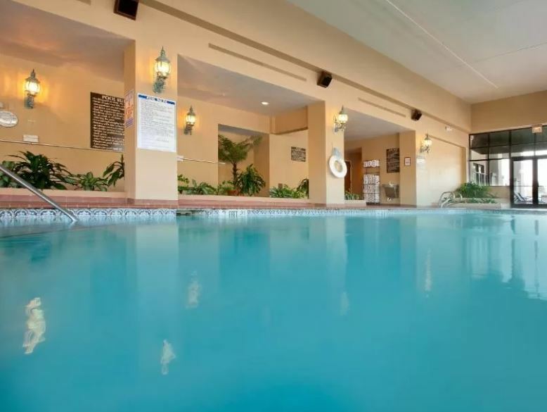 Embassy Suites By Hilton Greensboro Airport Екстериор снимка